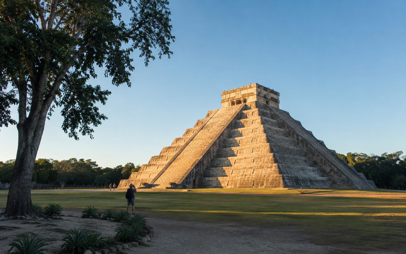 Early morning at Chichen Itza