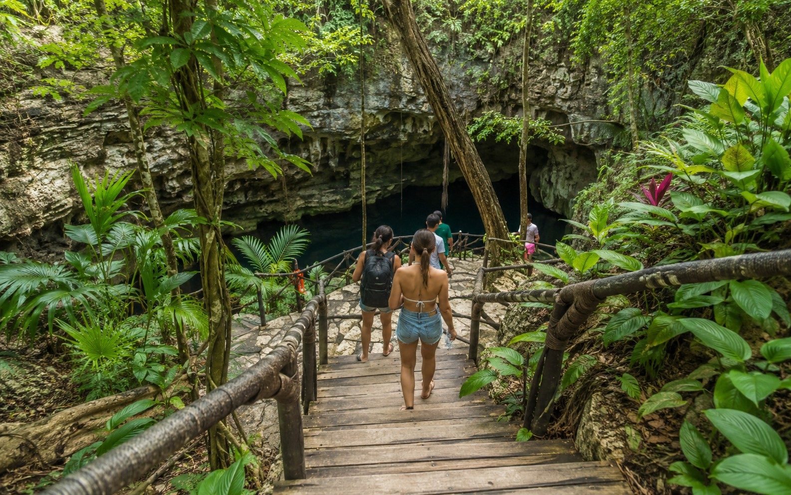 Cenotes Near Cancún: How to Choose the Right Day Trip