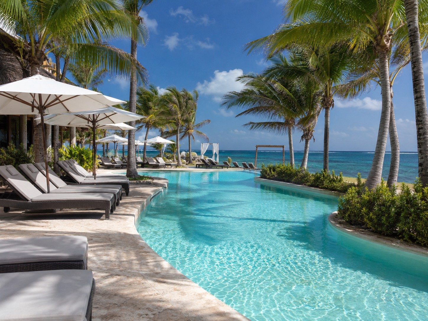 Where to Stay in Puerto Morelos: Beachside, Colonia or Resort Corridor