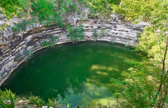Cenote Sagrado de Chichén Itzá