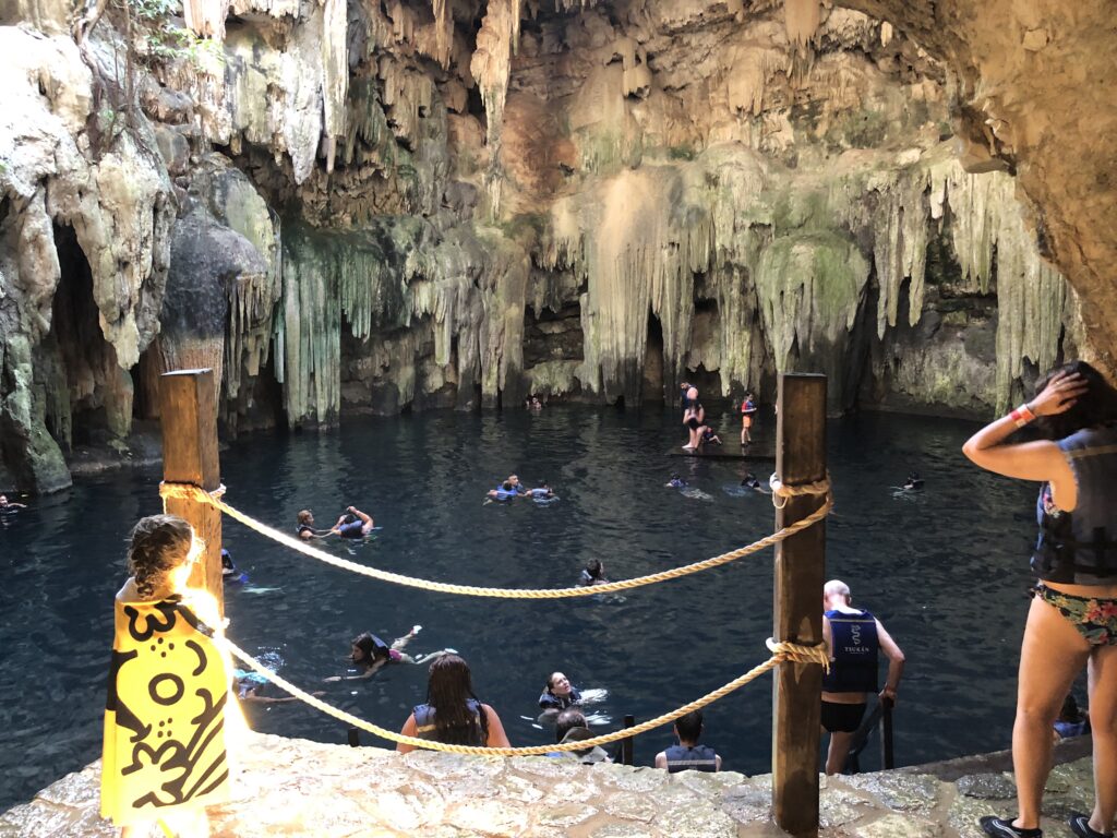 Cenote Tsukan