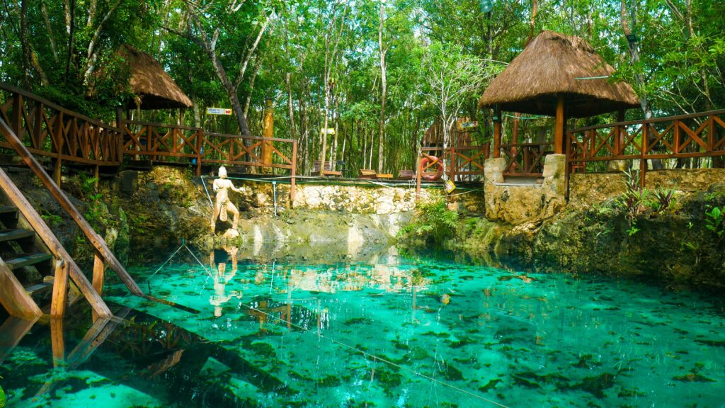 Cenote Zacil-Ha